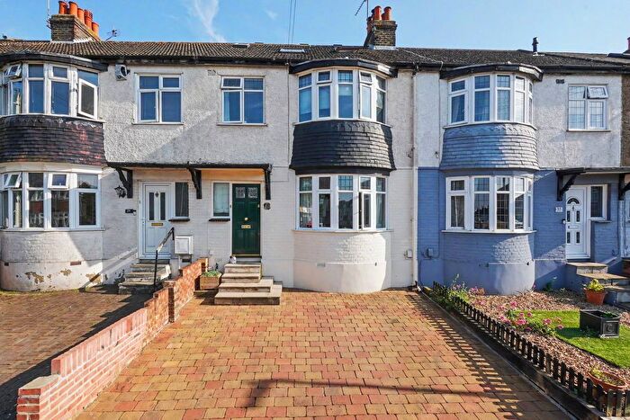 3 Bedroom Terraced House For Sale In Wallace Road, Rochester, ME1
