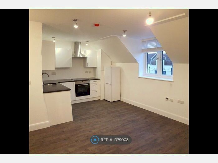 1 Bedroom Flat To Rent In Stroud Green Road, London, N4