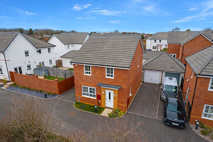 4 Bedroom Detached House For Sale In Berry Hill, Gloucestershire, GL16