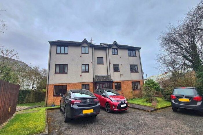 2 Bedroom Flat To Rent In Church Place, Helensburgh, G84