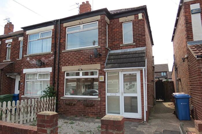 2 Bedroom End Of Terrace House To Rent In Aston Road, Willerby, Hull, HU10