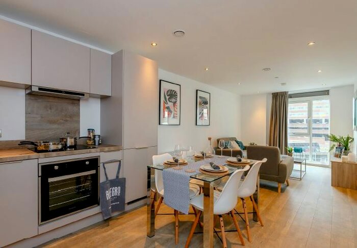 1 Bedroom Flat To Rent In The Priory Queensway, Birmingham, B4