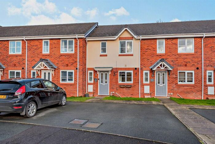 2 Bedroom Property For Sale In Parc Hafod, Four Crosses, Llanymynech SY22