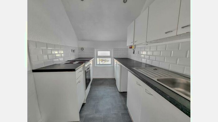 1 Bedroom Flat To Rent In Ely Road, Llandaff, Cardiff, CF5