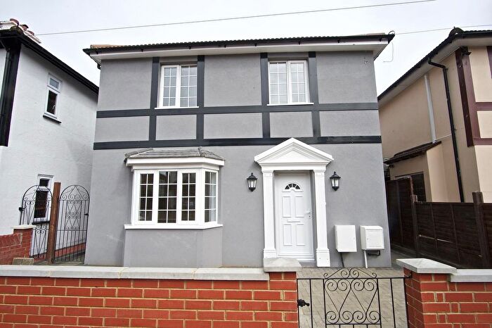 2 Bedroom Flat To Rent In Abooth Road, London, NW9