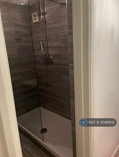 1 Bedroom Flat To Rent In Freeland Court, Sidcup, DA15