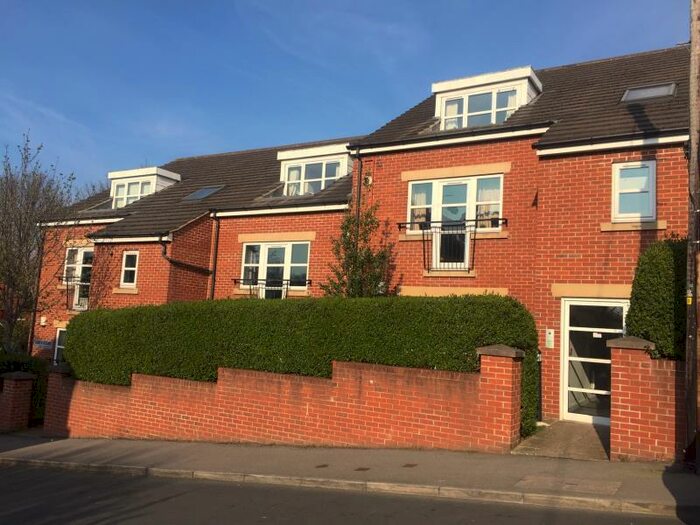 2 Bedroom Apartment To Rent In Abbey Court, Kirkstall, Leeds, LS5