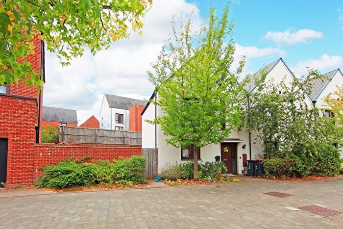 2 Bedroom End Terrace House For Sale In Skylark View, Ketley, Telford, TF1