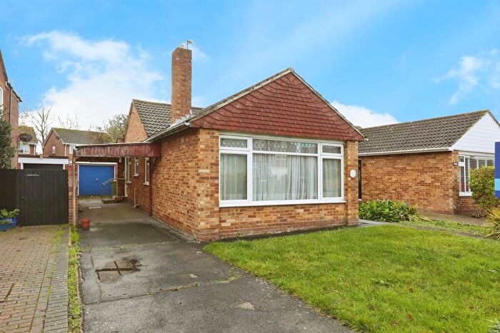3 Bedroom Semi-Detached Bungalow For Sale In Abbeyfield Drive, Fareham, PO15