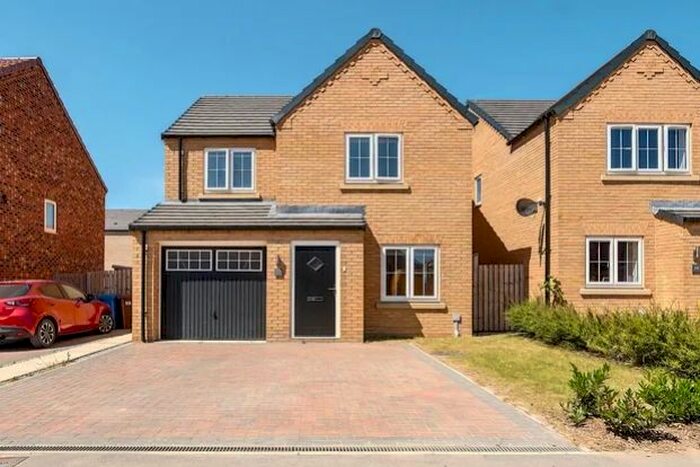 3 Bedroom Detached House For Sale In Barley Avenue, Pocklington, York, YO42