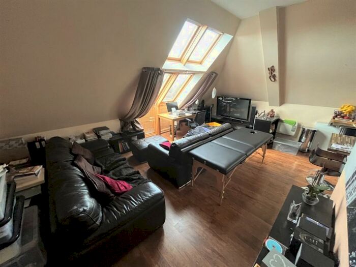 2 Bedroom Flat To Rent In Myrtle Road, Sheffield, S2
