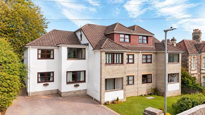 2 Bedroom Flat For Sale In Hill Road** Own Entrance**Well Managed Block Of Flats**Super Location** Bedrooms**Parking**, BS23