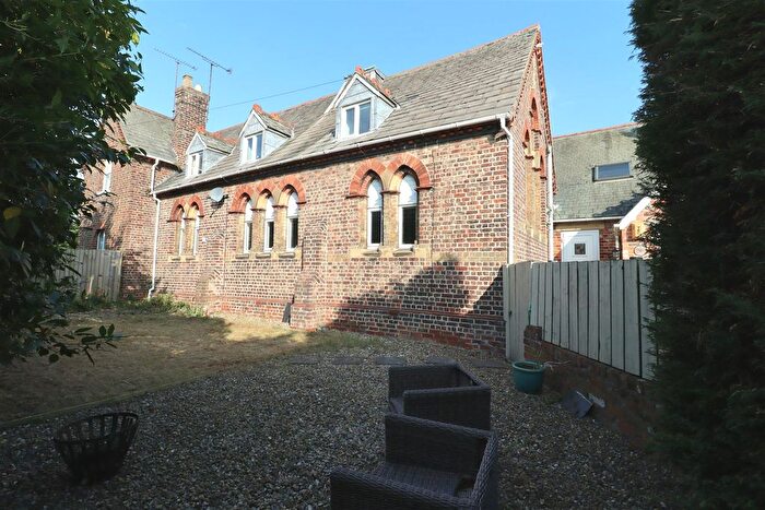 2 Bedroom Property For Sale In Front Street, Middleton On The Wolds, Driffield, YO25