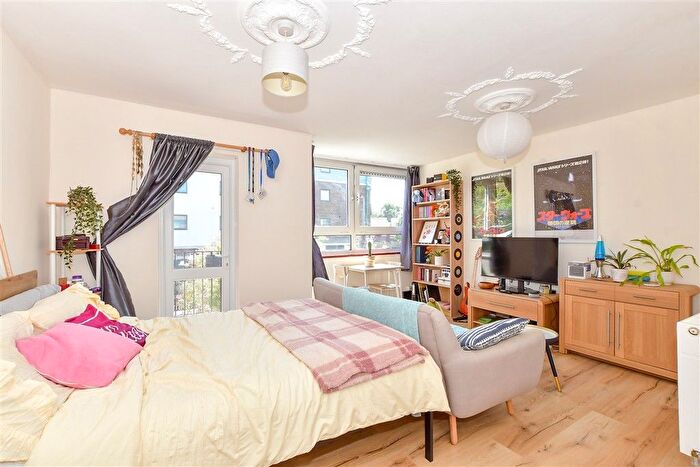 Studio For Sale In Fyning Street, Portsmouth, Hampshire, PO1