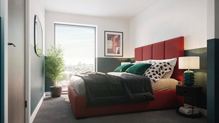 3 Bedroom Flat To Rent In Mercer West Madison East, Leeds, LS2