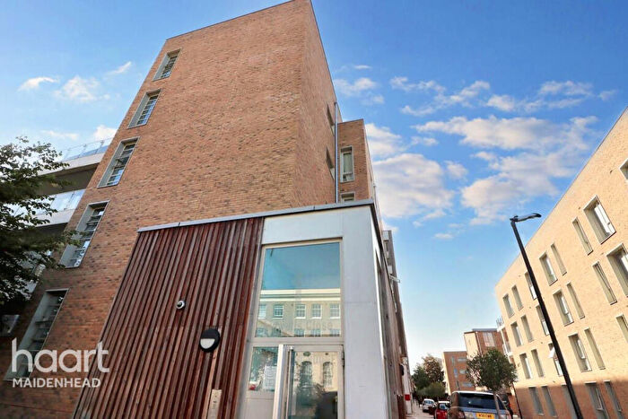 1 Bedroom Flat For Sale In Kidwells Close, Maidenhead, SL6