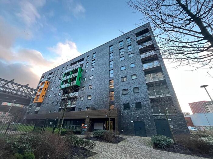 2 Bedroom Apartment To Rent In Potato Wharf, Manchester, M3