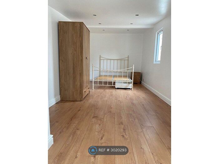 Studio To Rent In St Georges Road, Sidcup, DA14
