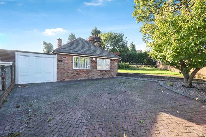 2 Bedroom Detached Bungalow For Sale In Lower City Road, Tividale, Oldbury, B69