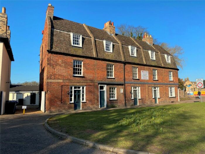 Apartment To Rent In Bridge Place, Godmanchester, Huntingdon, Cambs, PE29
