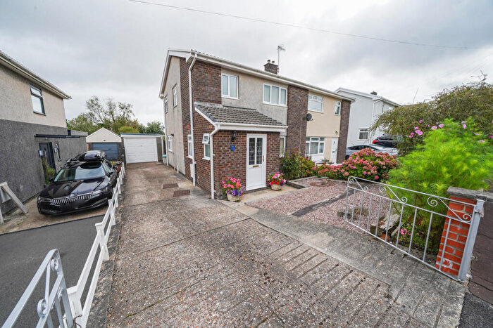 3 Bedroom Semi-Detached House For Sale In Elba Street, Swansea, SA4
