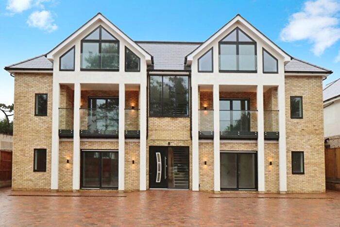 1 Bedroom Apartment To Rent In Bickley Park Road, Bickley, Bromley, BR1