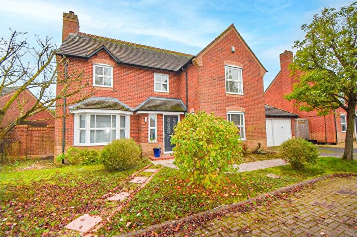 4 Bedroom Detached House To Rent In Reeves Road, Devizes, Wiltshire, SN10