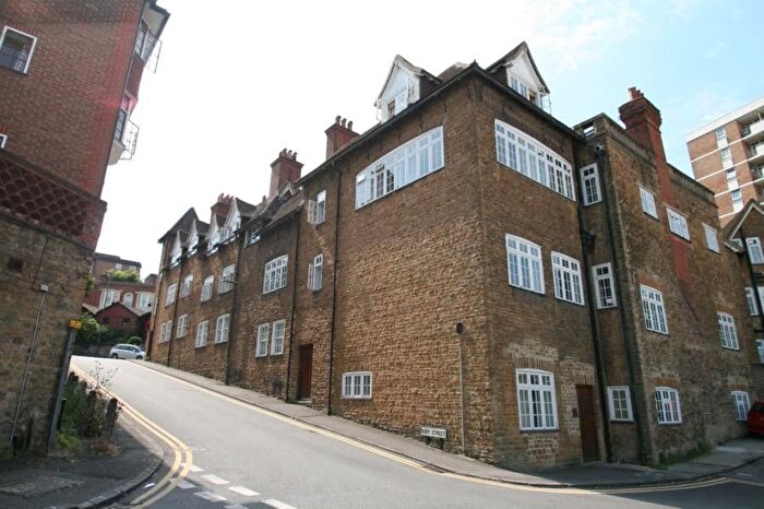 Studio To Rent In Wycliffe Buildings, Portsmouth Road, GU2