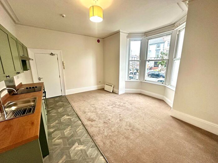 Flat To Rent In Lloyd Street, Llandudno, LL30
