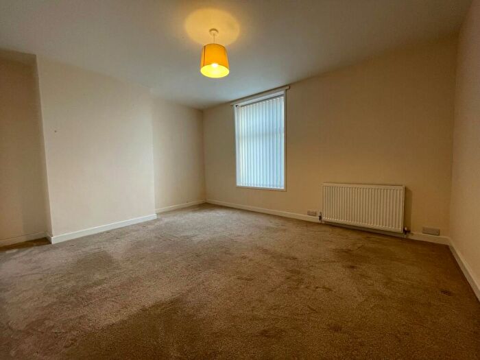 2 Bedroom Apartment To Rent In Blackburn Road, Haslingden, Rossendale, BB4