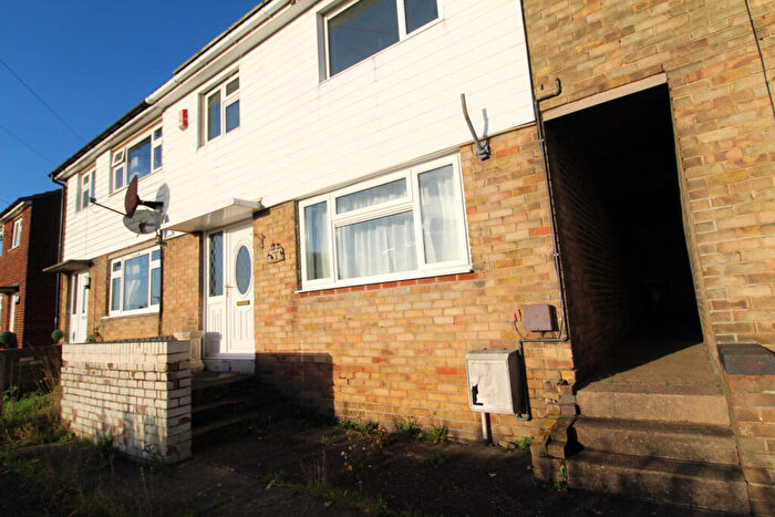 3 Bedroom Terraced House To Rent In Newhall, DE11