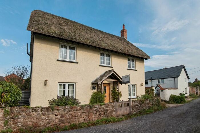 3 Bedroom Cottage For Sale In Town End, Broadclyst, Exeter, Devon, EX5