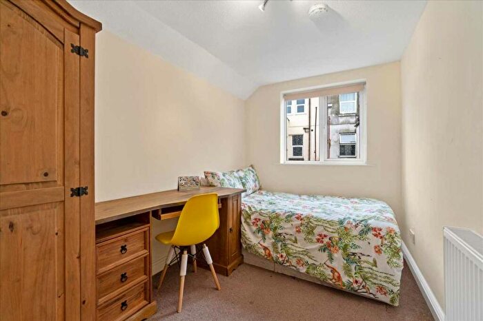 4 Bedroom Terraced House To Rent In Guildford Street, Plymouth, PL4
