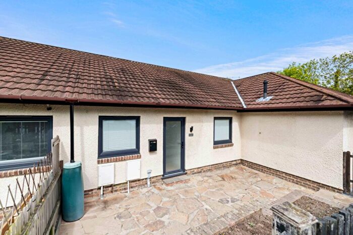 2 Bedroom Bungalow For Sale In North Military Road, Dover, CT17