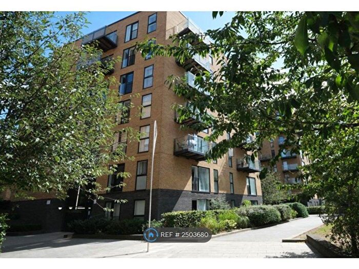 1 Bedroom Flat To Rent In Augustine House, London, SE13
