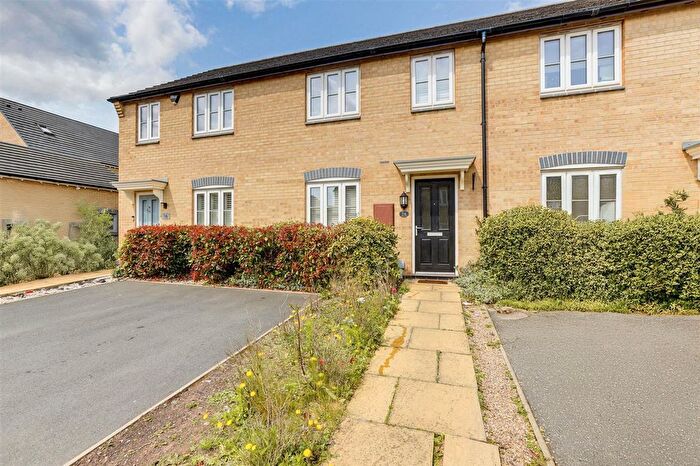 3 Bedroom Terraced House For Sale In Russet Way, Nottingham, NG8