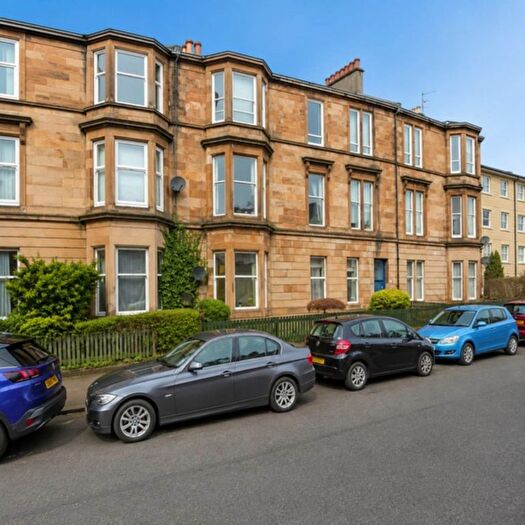 3 Bedroom Flat For Sale In Kenmuire Street, Flat /, Glasgow, G41
