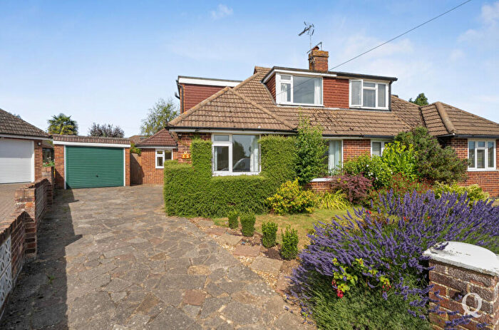 3 Bedroom Semi Detached House For Sale In Sterling Road, Sittingbourne, Kent, ME10