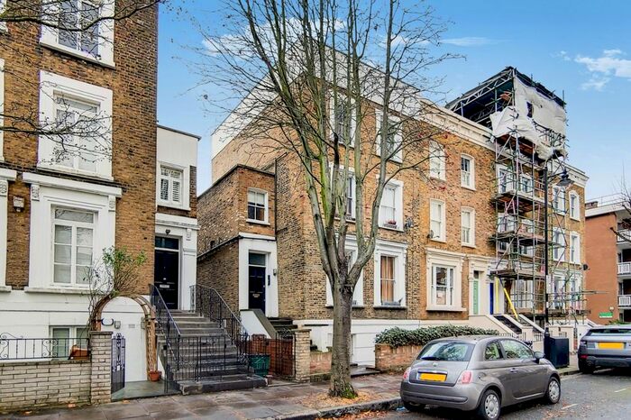 2 Bedroom Flat To Rent In Oakley Road, Islington, London, N1