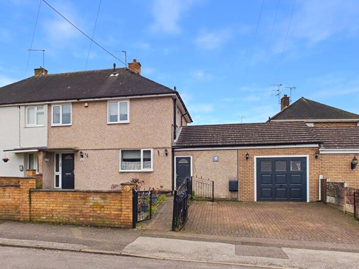 3 Bedroom Semi Detached House For Sale In Dovenby Road, Clifton, Nottingham, NG11