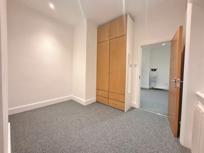 Studio To Rent In Finchley Road, London, NW3