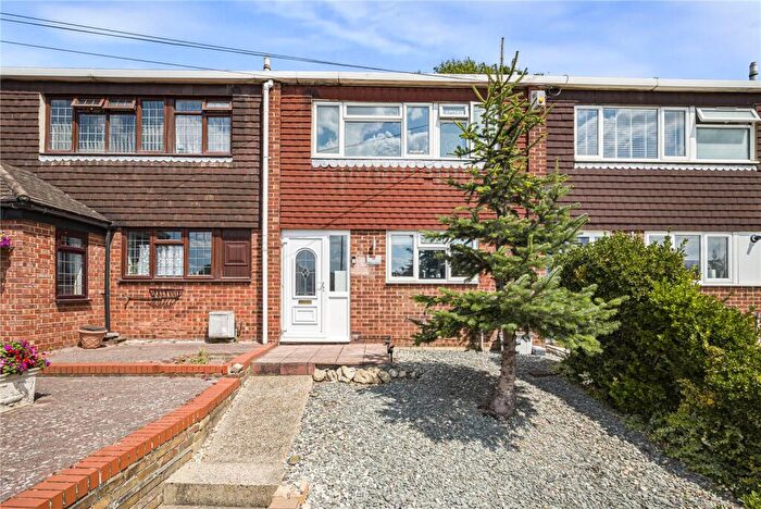 3 Bedroom Terraced House For Sale In Penn Lane, Bexley, DA5