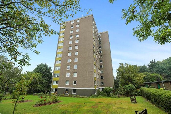 1 Bedroom Flat For Sale In Avenue Road, London, SE20
