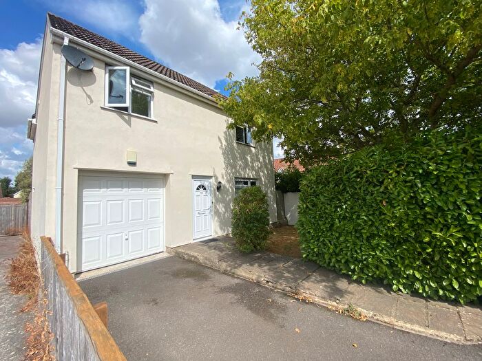 3 Bedroom Detached House For Sale In Teals Acre, Bridgwater, TA5