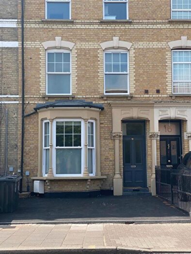 10 Bedroom Terraced House For Sale In Brooke Road, Hackney, London, N16