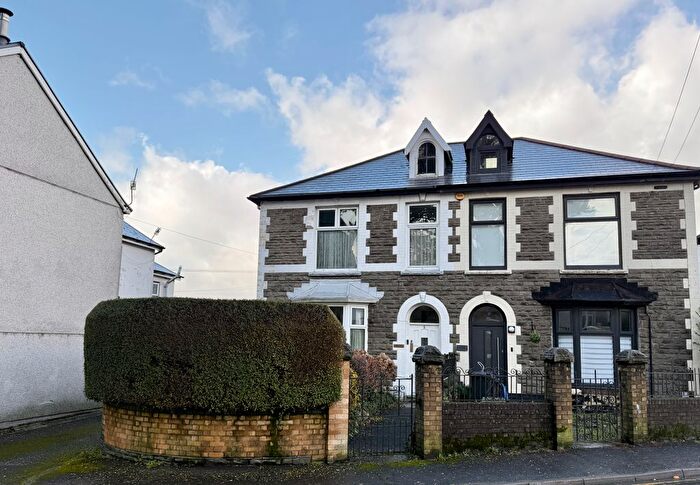 4 Bedroom Semi Detached House For Sale In The Walk, Merthyr Tydfil, CF47