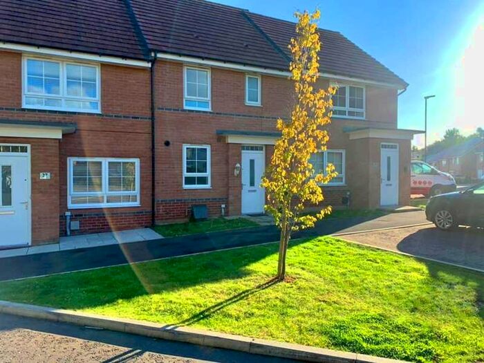 3 Bedroom Terraced House To Rent In Barmston Road, Teal Farm, Washington, NE38