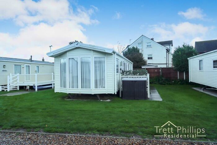 2 Bedroom Caravan For Sale In Beach Road, Sea Palling, Norwich, Norfolk, NR12
