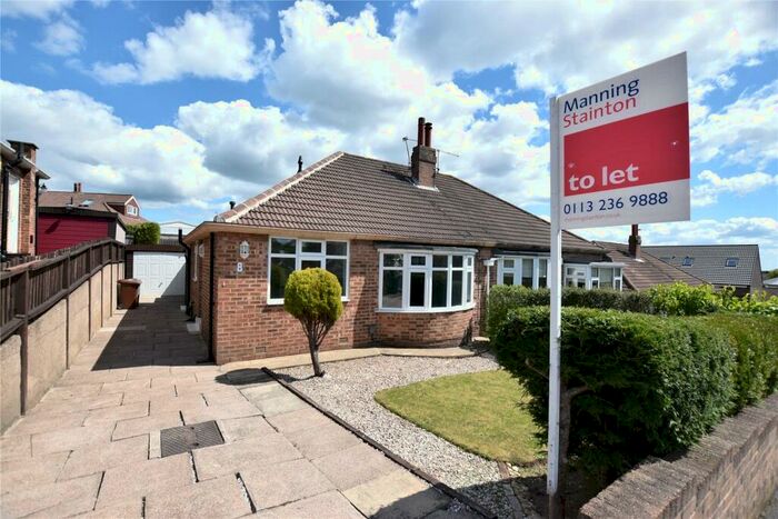 2 Bedroom Bungalow To Rent In High Moor Drive, Leeds, West Yorkshire, LS17
