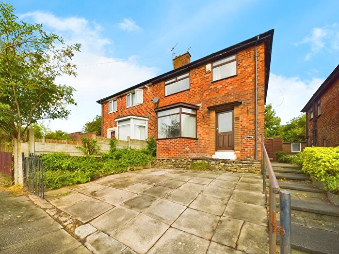 3 Bedroom Semi-detached House For Sale In Lingmell Avenue, Carr Mill, St Helens, WA11